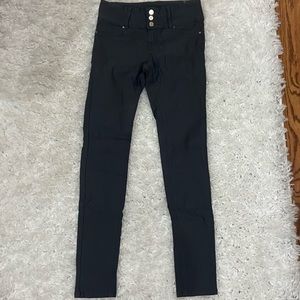 Black skinny jeans